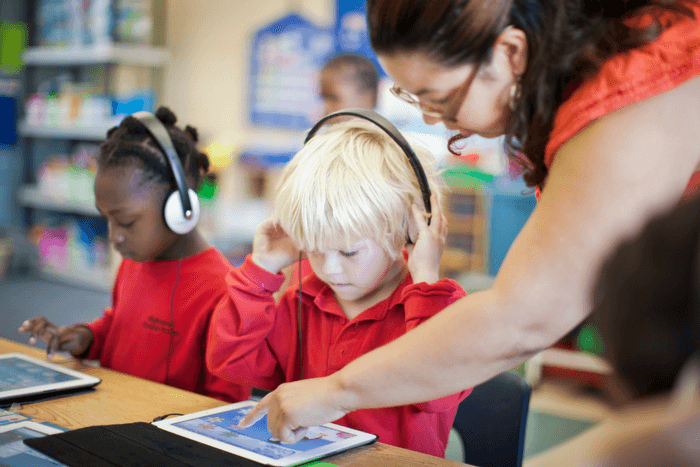 Razões para aproximar a tecnologia da sala de aula